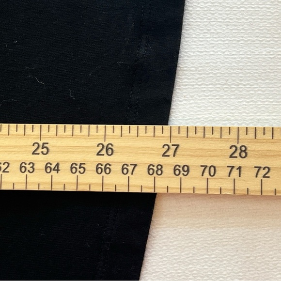 JW Black Tank with ruffle scoop neckline Size Small - Picture 6 of 8